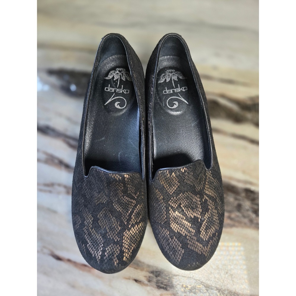 Dansko Womens 38 Bronze Black Snakeskin Leather Slip On Loafers Low Wedge‎ - Picture 4 of 9